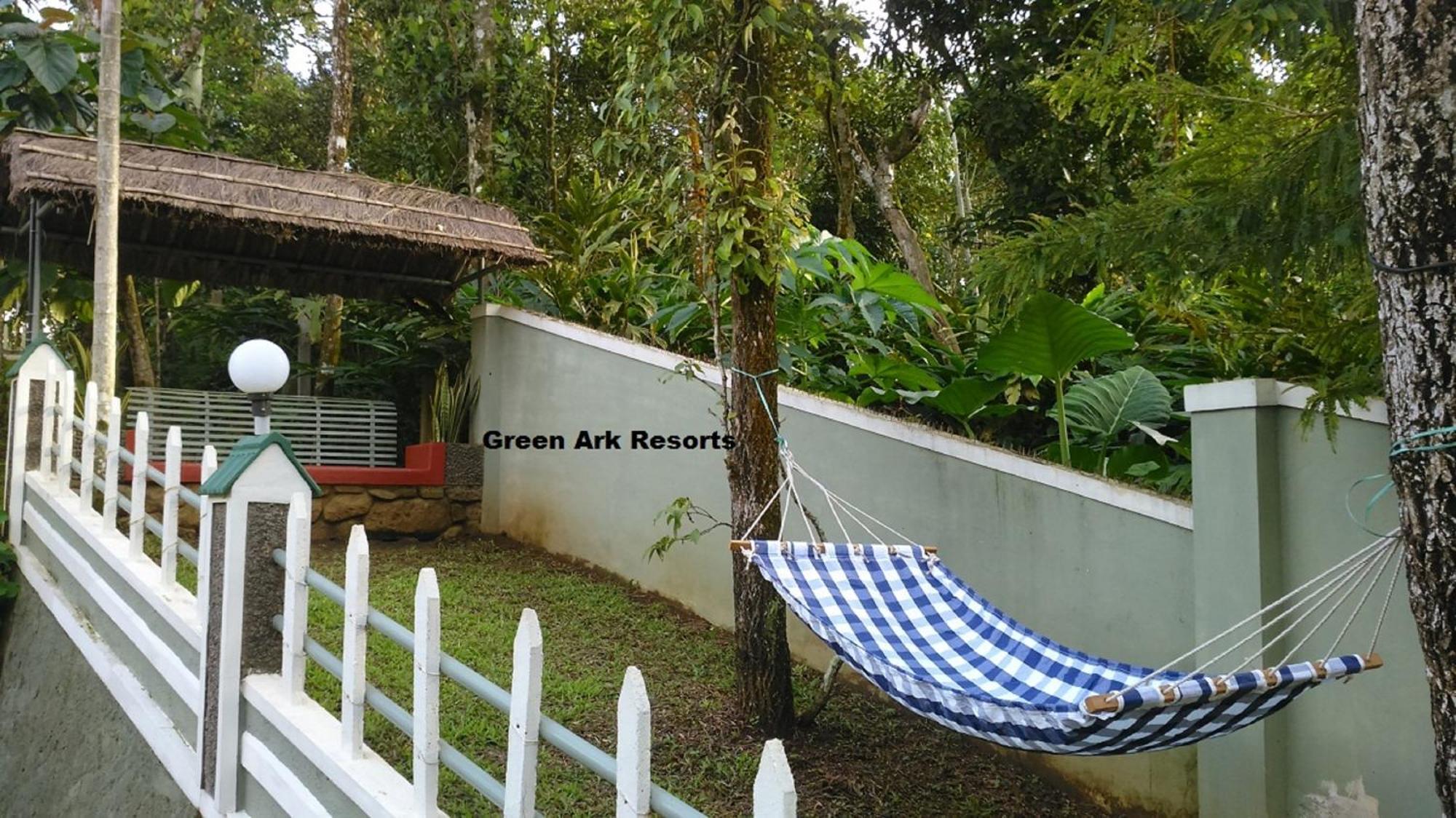 Green Ark Resorts Thekkady Oda fotoğraf